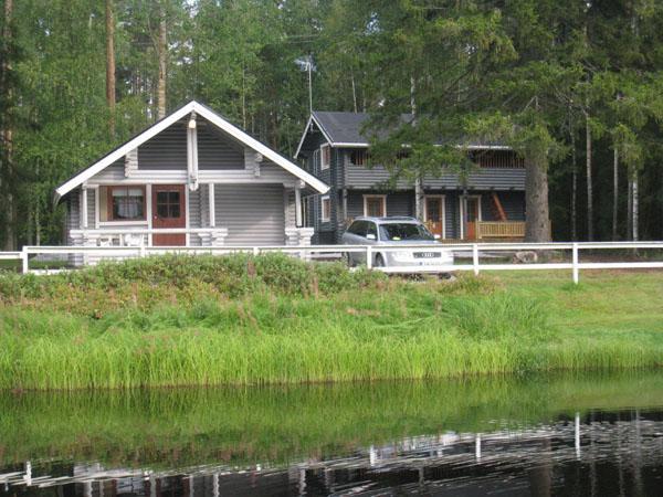 Huhtaniemen Moekkikylae Hotel Veteli Exterior photo